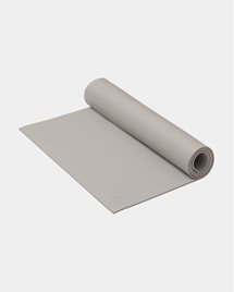 Yogamatta Grip mat plus 5,8 mm, Misty greige - Yogiraj